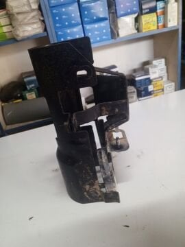 LOGAN MAZOT FİLTRESİ BAĞLANTI SACI ÇIKMA