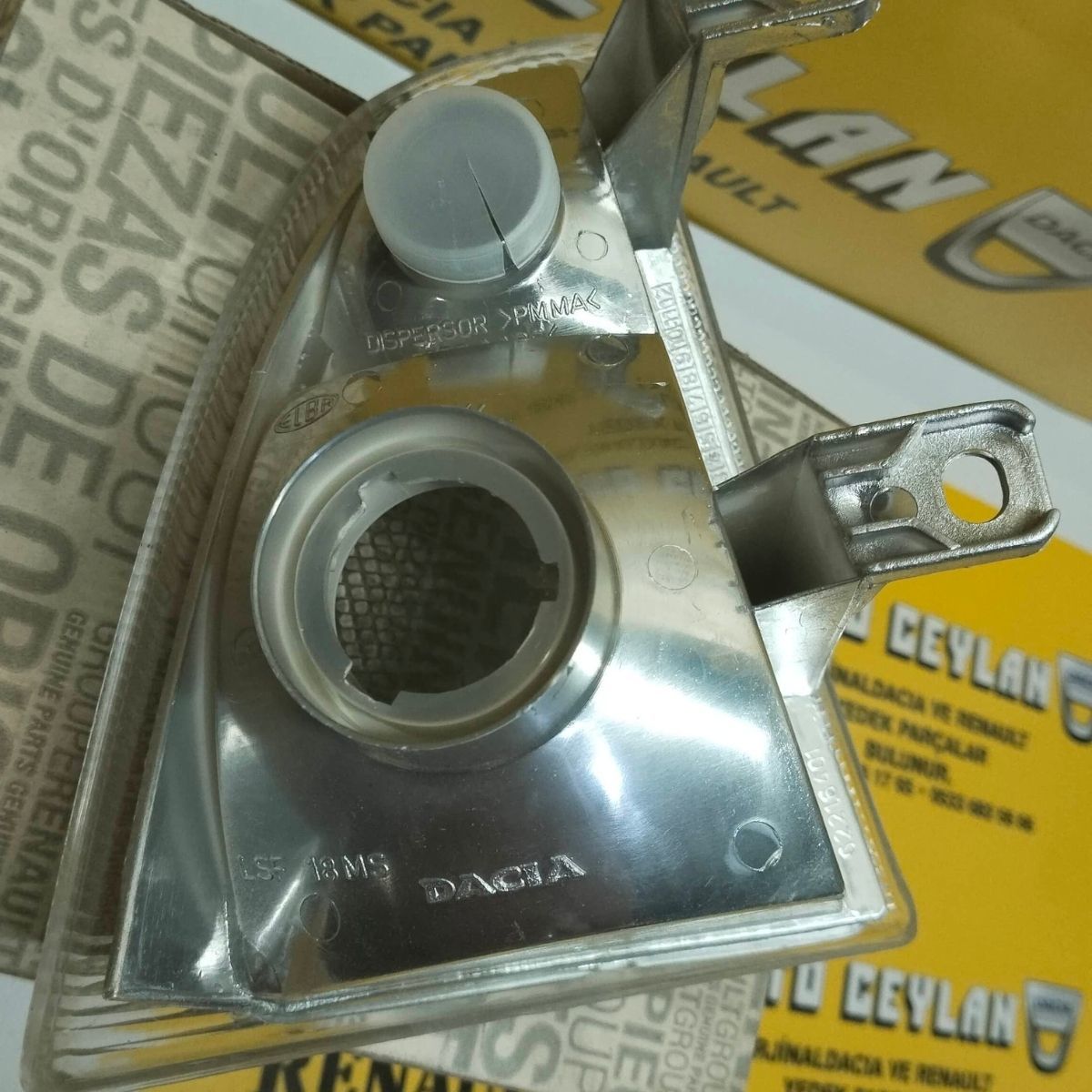 6001546541 Dacıa Solenza sol sinyal Sıfır orijinal