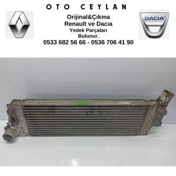 8200115540 Megan 2 Turbo Radyatörü Çıkma Orijinal