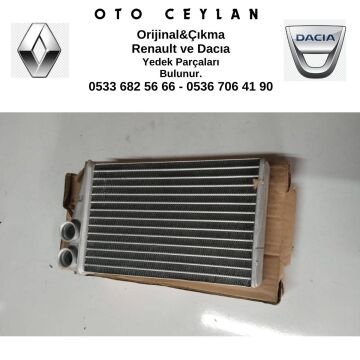 00054272 Scenıc 2 Kalorifer Radyatörü Sıfır