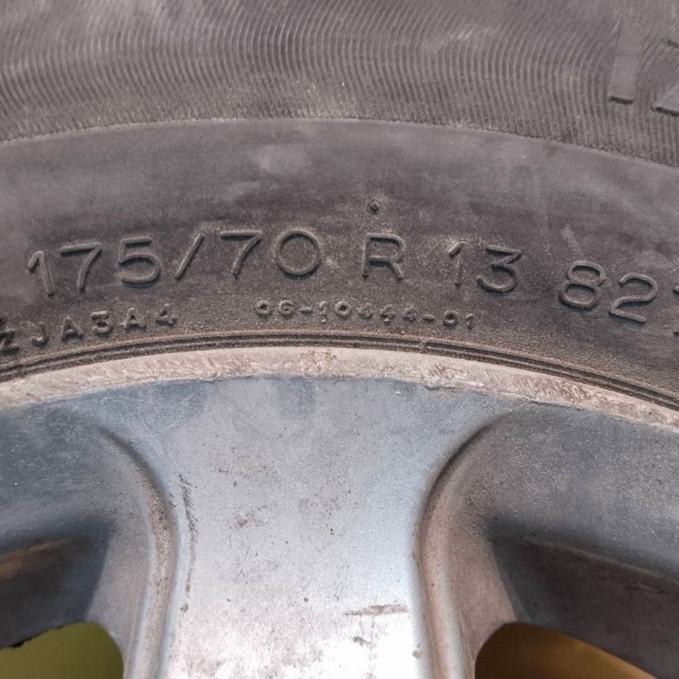 Clıo 13 İNÇ 4 Bijon Çıkma jant