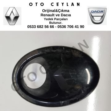 7711428177 Megane 3 Ön Tampon Sis Farı Çerçevesi Orijinal Çıkma