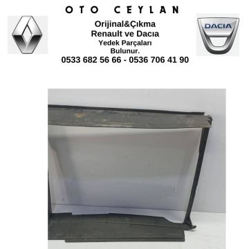 215596207R Clıo Symbol Radyatör Davlumbazı Çıkma