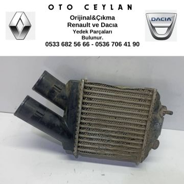 8200047162 Megan 1 Turbo Radyatörü Çıkma Orijinal