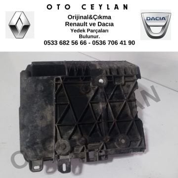 8200467409 Megane 2 Akü Alt Tablası Orijinal Çıkma