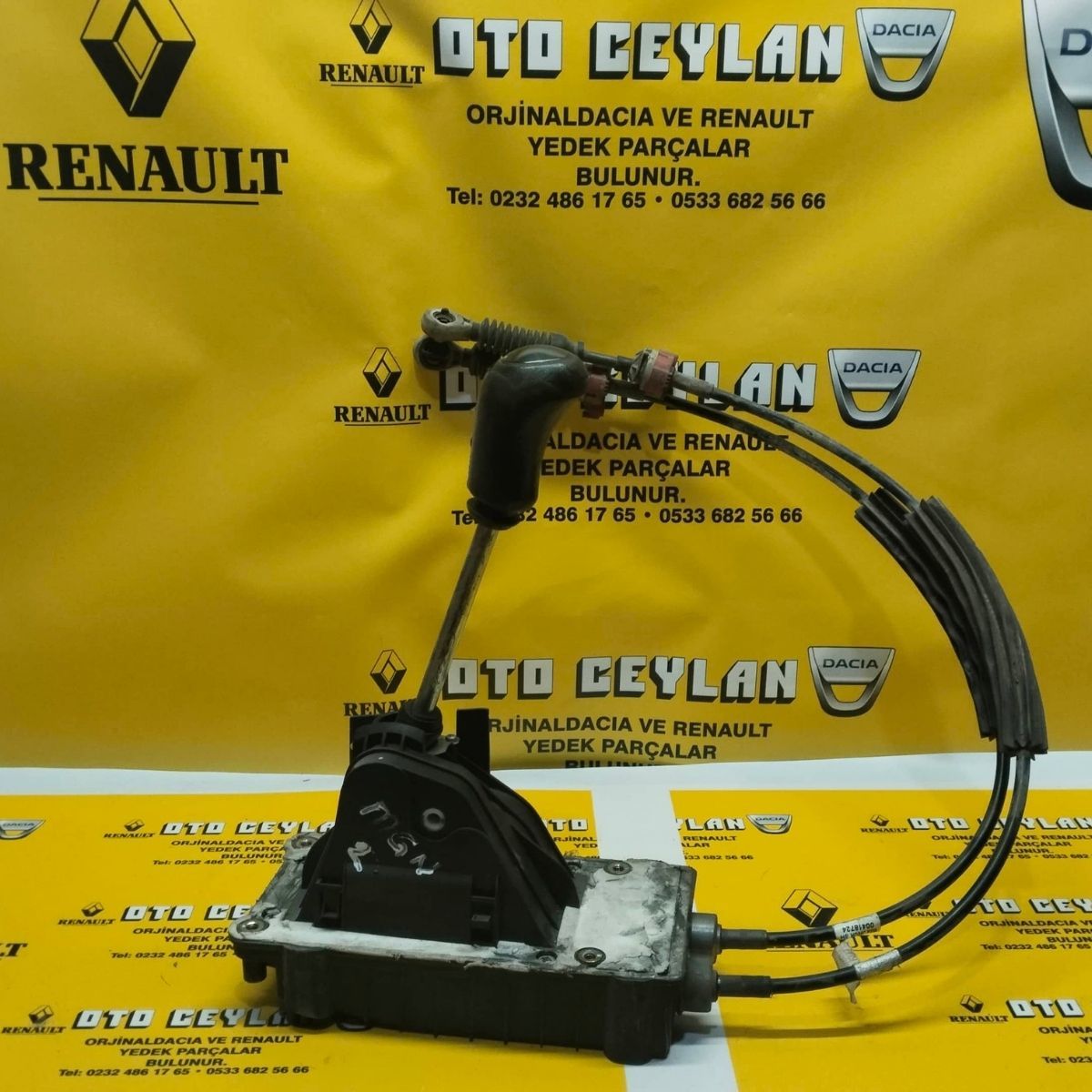 8200396768 Megan II Vites Kolu Çıkma Orijinal