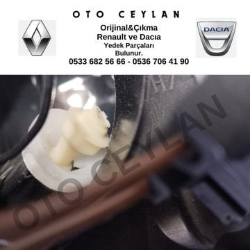 7701061069 Clio 3 Sağ Far Hafif Hatalı Orijinal
