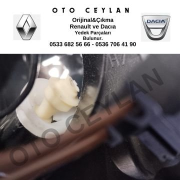 7701061069 Clio 3 Sağ Far Hafif Hatalı Orijinal