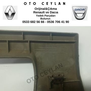 8200182566 Megane 2 Sigorta Kapağı Orijinal Çıkma