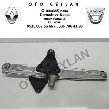 807207678R Sandero 3 Ön Cam Krikosu Sağ Orijinal Çıkma