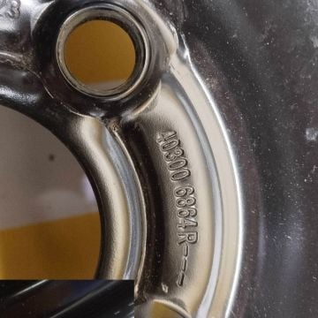 403006864R Clıo V 15 İnç 4 Bijon Sıfır Orijinal