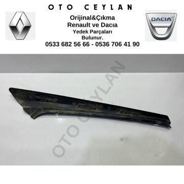 7704001459 R.11 Sol Çamurluk Arka Dış Bakaliti Çıkma Orijinal