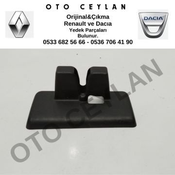 8200308727 Megane 2 Bagaj Kilit Kapağı Çıkma Orijinal