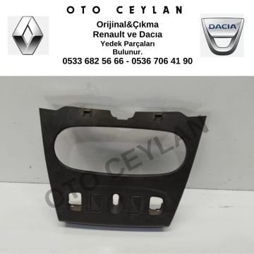 275009384R Logan Panel Kaplama Gösterge Paneli Orta MCV 1.2 Orijinal Çıkma