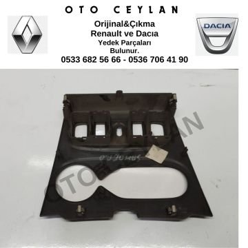 275002137R Sandero SL XPLORE 02.19 - 02.20 için Pencere Kontrol Paneli Orijinal Çıkma