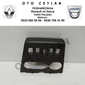 275002137R Sandero SL XPLORE 02.19 - 02.20 için Pencere Kontrol Paneli Orijinal Çıkma