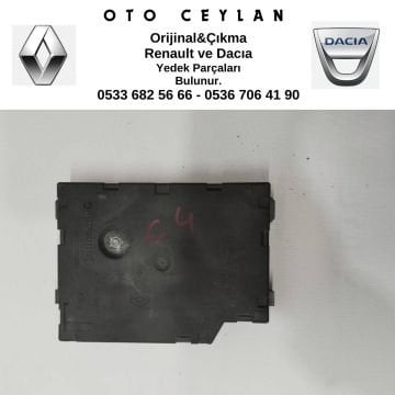 285908018R Clıo 4 Kart Okuyucu Beyni Çıkma