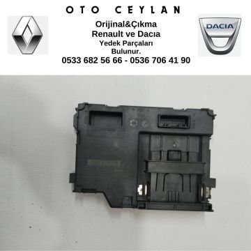 285908018R Clıo 4 Kart Okuyucu Beyni Çıkma