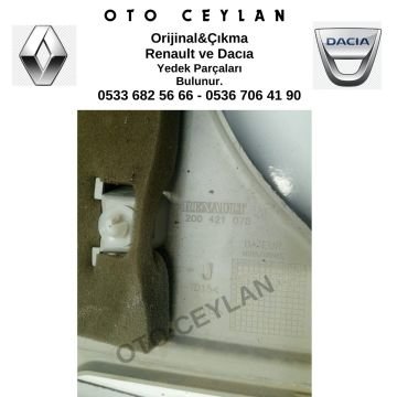 8200421078 Kango Sağ Üst Cam Direk Kaplaması Orijinal Çıkma
