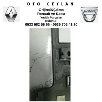 8200636789 Kango 3 Radyo Teyp Paneli Çerçevesi Orijinal Çıkma