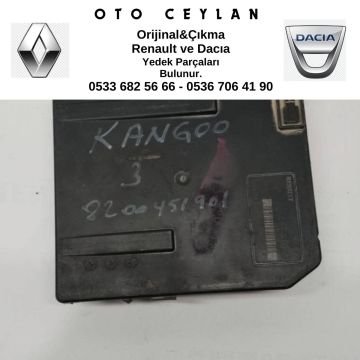 8200451901 Kangoo Sigorta Kutusu Çıkma