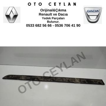 8200073469 Megane 2 Sol Ön Kapı Çıtası Çıkma Orijinal
