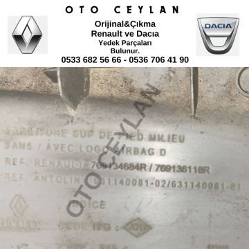 769136118R Megan 4 İç Plastik Çıkma Orijinal