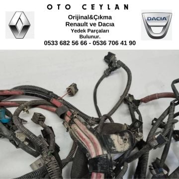 240118051R Fluence Motor Tesisatı Çıkma