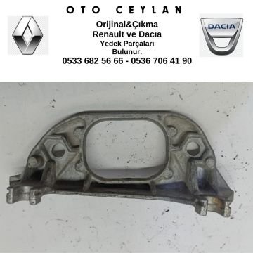8200222022 Megane 2 Şanzıman Kulağı Çıkma