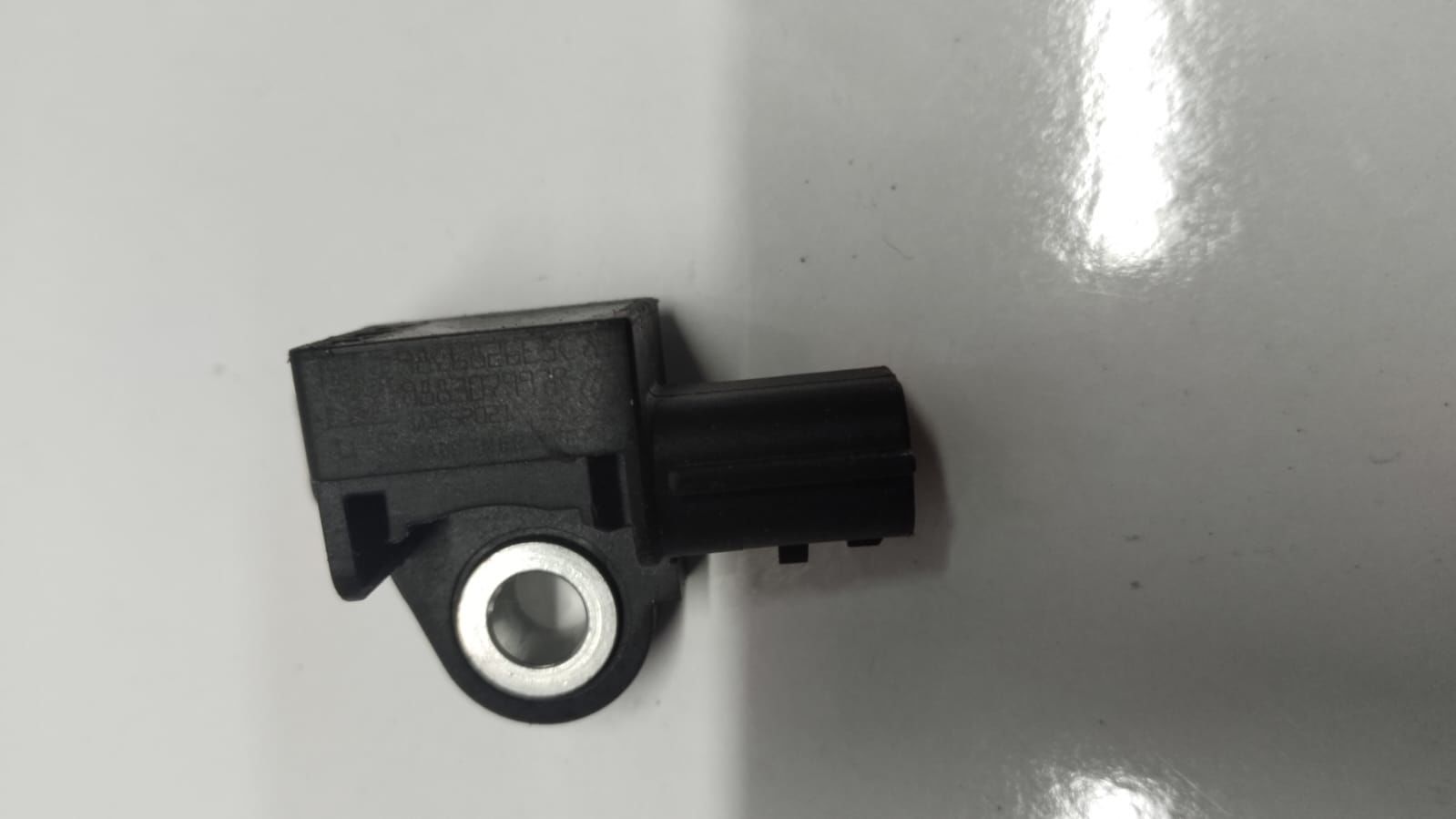 988307997R Sandero 0.9 Tce Darbe Sensörü Orijinal Çıkma