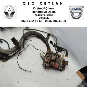 Megan I 1.9 Motor Tesisatı Çıkma