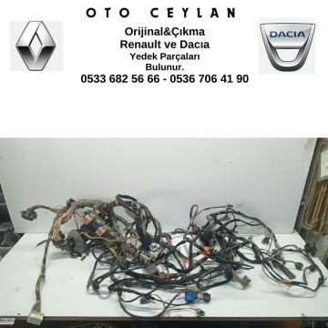 8200308189 Kango 1.5 Klimalı Göğüslük Tesisatı Orijinal Çıkma