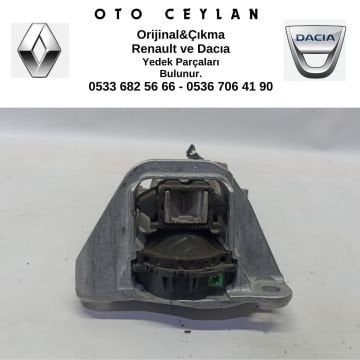 112322283R Duster Sağ Üst Motor Kulağı Çıkma