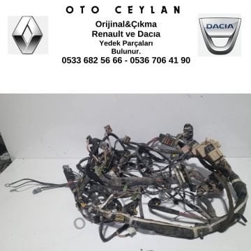 240184249R Kango 3 Göğüs Tesisatı Orijinal Çıkma