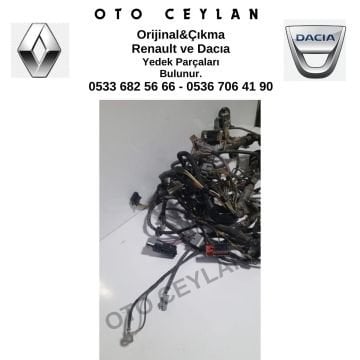 240184249R Kango 3 Göğüs Tesisatı Orijinal Çıkma