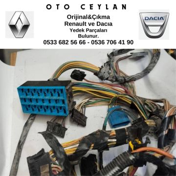 8200045647 Megan 1.6 16v Göğüslük Tesisatı Çıkma