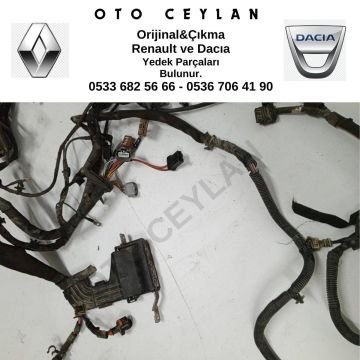 403888700R Fluence Göğüslük Tesisatı Çıkma