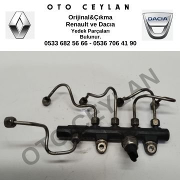 175210651R Megane 4 Sandero Lodgy Yakıt Rampası Müşürlü Orijinal Çıkma