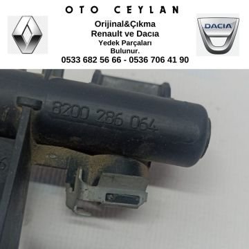 8200286064 Clio 3 1.2 Motor Enjektör Rampası Orjinal Çıkma
