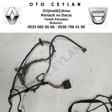 240539561R Dokker Arka Tesisat Çıkma