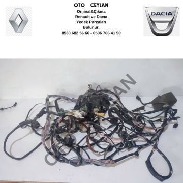 8200440559 Megan II 2 Arka Tesisat Çıkma Orijinal