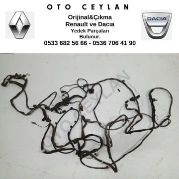 Clıo 2007 Benzinli Ara Tesisat Çıkma