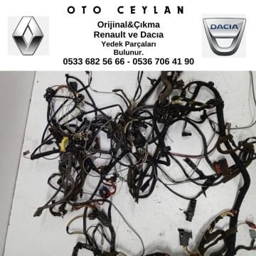 Thalıa Göğüslük Tesisatı Çıkma