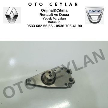 130415796R Clio 4 Captur Emme Eksantrik Defazör Yağ Kapağı 1.2 Tce H5F Orijinal Çıkma