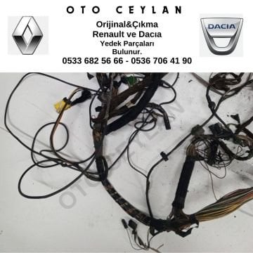 Megan II Göğüslük Tesisatı 1.4 16V Benzinli Çıkma