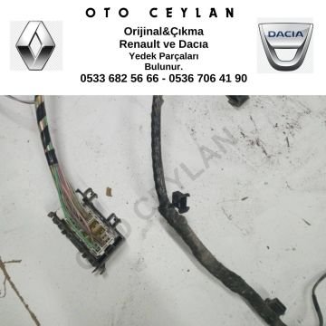 8200812803 Kangoo 3 Alt Tesisatı Çıkma