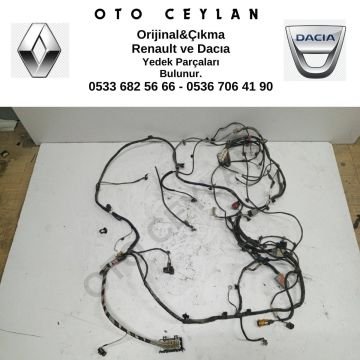 8200812803 Kangoo 3 Alt Tesisatı Çıkma