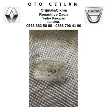 749281200R Megane 3 Arka Muhafaza Sacı Orijinal Çıkma