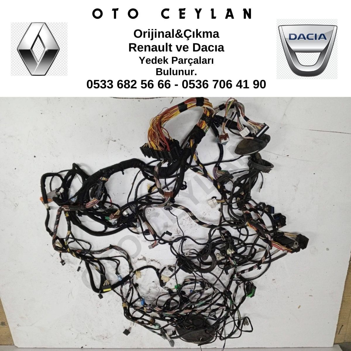 241633558R Duster Göğüslük Tesisatı Çıkma