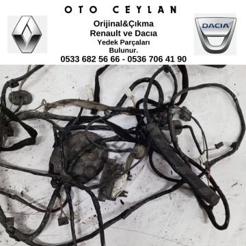 8200674239 Megan II Plaka Lamba Tesisatı Çıkma